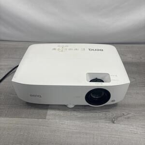 BenQ MS524AE Projector - Barely Used (59 Lamp Hours)